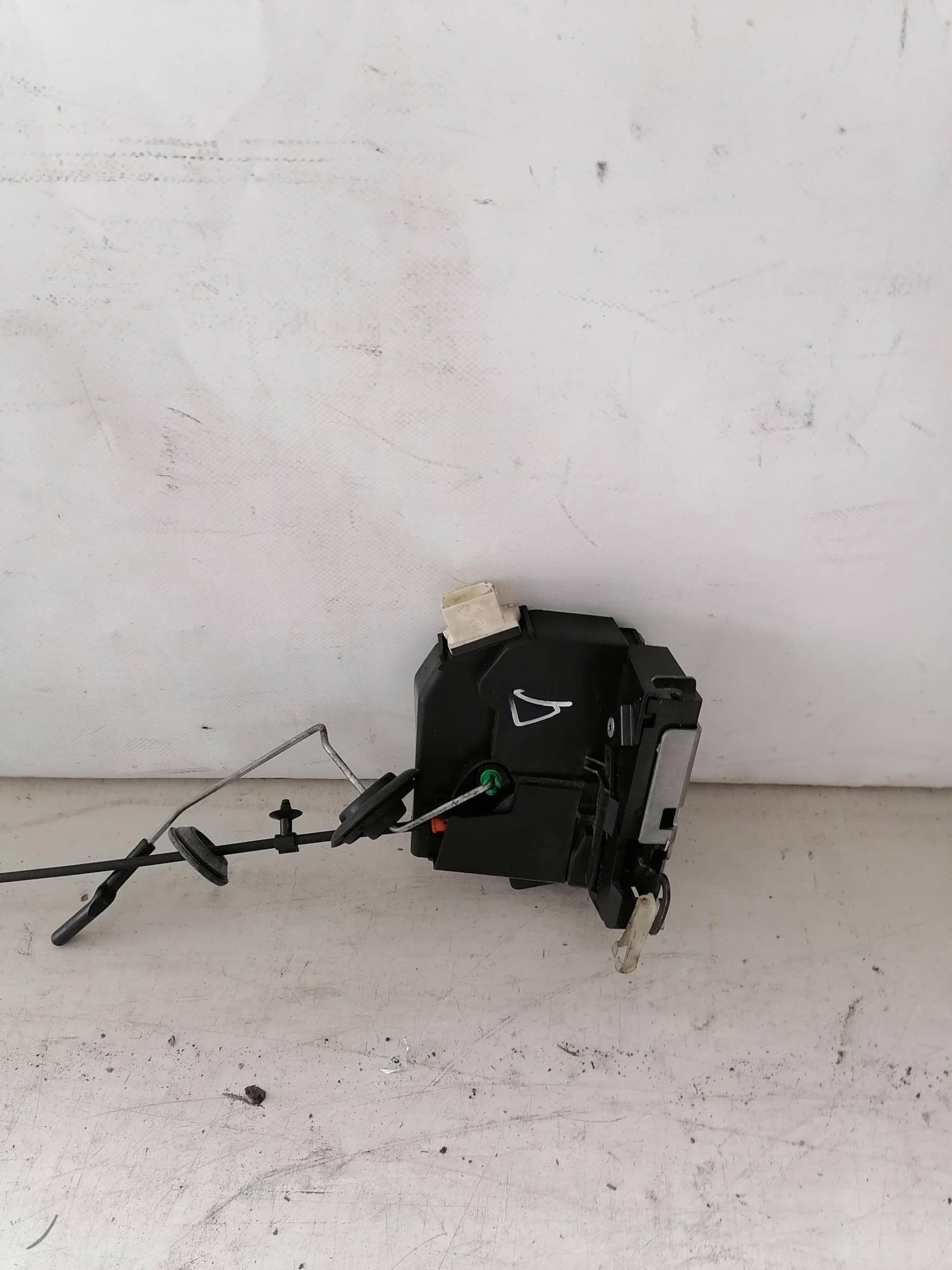 Serratura porta ant. dx.